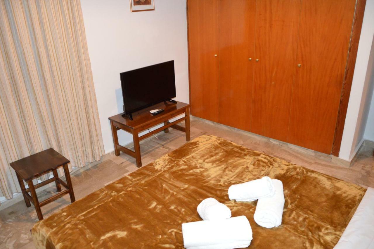 Maria Parameriti Apartments Poros  Buitenkant foto