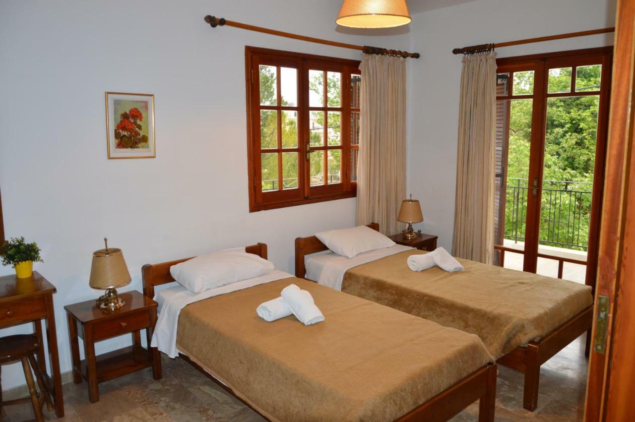 Maria Parameriti Apartments Poros  Buitenkant foto