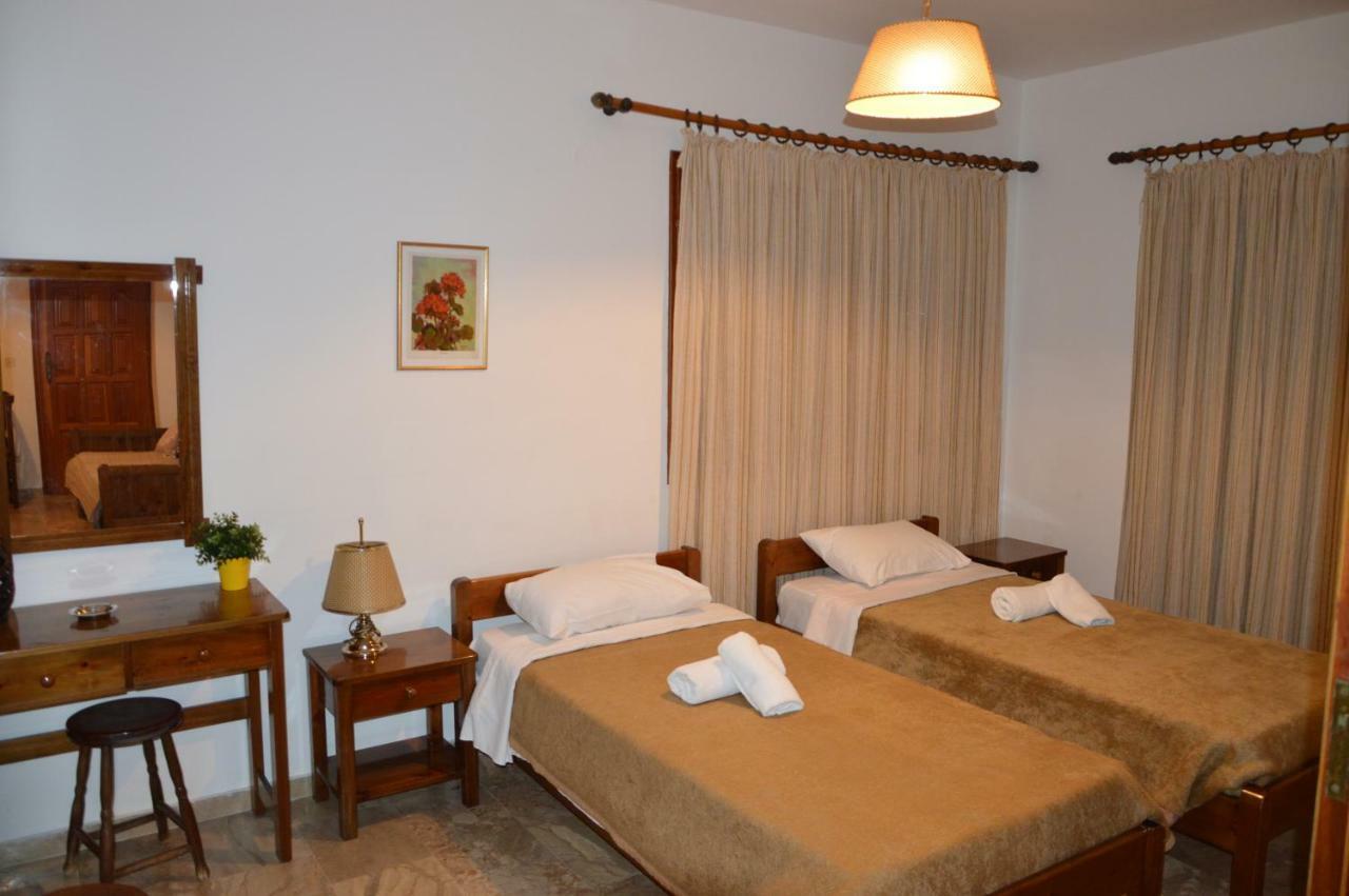 Maria Parameriti Apartments Poros  Buitenkant foto
