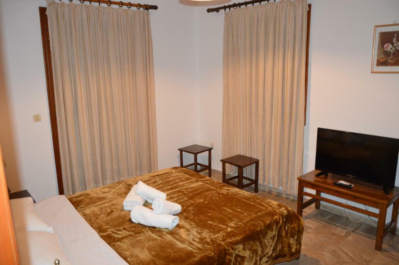 Maria Parameriti Apartments Poros  Buitenkant foto